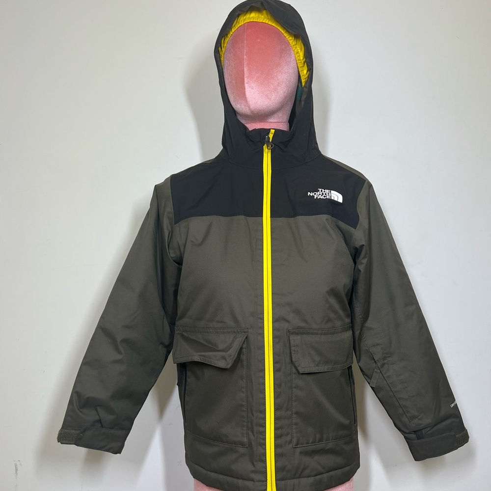 The North Face Kid's Freedom Insulated Jacket. Size Boys Small (7/8)
